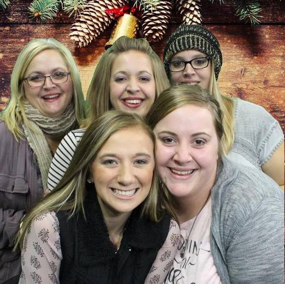 Meet your Posher, Becky - Picture 1 of 1